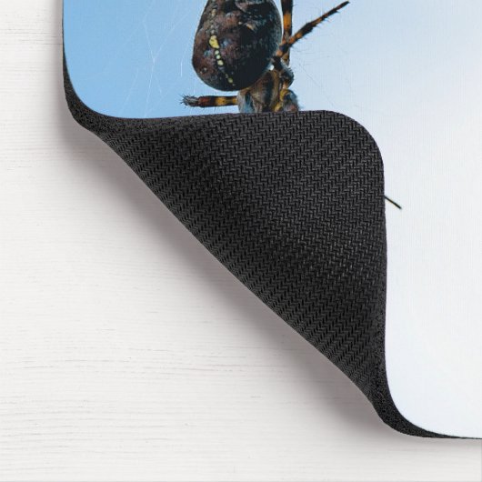 Big Spider Hanging from Web Mousepad (Ecke)