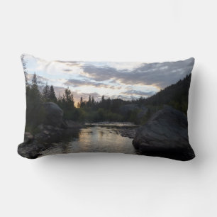 Big Thompson River bei Sunrise Lendenkissen