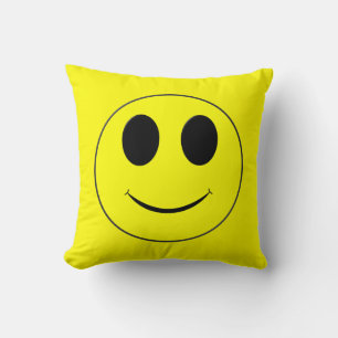 Big Yellow Happy Face Square Throw Kissen