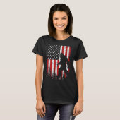Bigfoot 4. Juli American Flag Patriotic Red Wh T-Shirt (Vorne ganz)