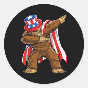 Bigfoot 4. Juli Sasquatch American Flag Runder Aufkleber