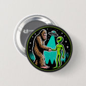 Bigfoot Alien Alliance - Funny Scifi Cryptid Button (Vorne & Hinten)