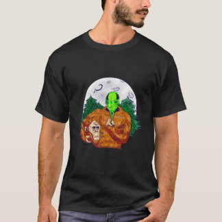 Bigfoot-Alien-Gesicht Sasquatch-Ufo-Gläubige T-Shirt