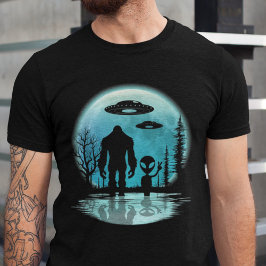 Bigfoot Alien UFO T-Shirt Verschwörungstheorie