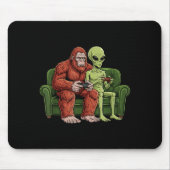 Bigfoot Alien Video Games Gaming Sasquatch Ufo Men Mousepad (Vorne)
