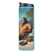Bigfoot Am Strand Thermosbecher (Nach rechts gedreht)