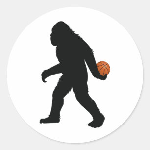 Bigfoot Basketball spielen Runder Aufkleber