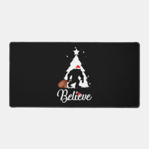 Bigfoot Believe Christmas Shirt Schreibtischunterlage