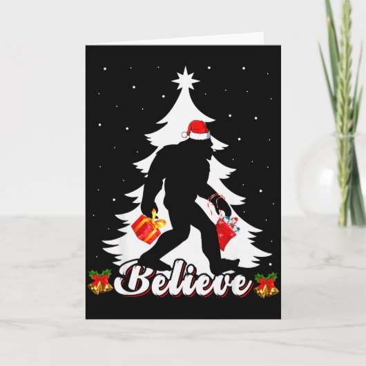 Bigfoot Believe Christmas Tree Funny Santa Sasquat Karte (Vorderseite)