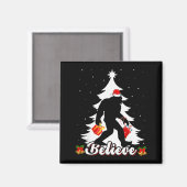Bigfoot Believe Christmas Tree Funny Santa Sasquat Magnet (Vorderseite/Rückseite)