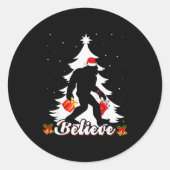 Bigfoot Believe Christmas Tree Funny Santa Sasquat Runder Aufkleber (Vorderseite)