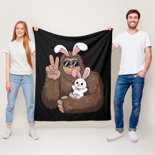 Bigfoot Bunny Rabbit Funny Ostertag Sasquatsch Fleecedecke (Beispiel)