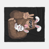 Bigfoot Bunny Rabbit Funny Ostertag Sasquatsch Fleecedecke (Vorderseite (Horizontal))