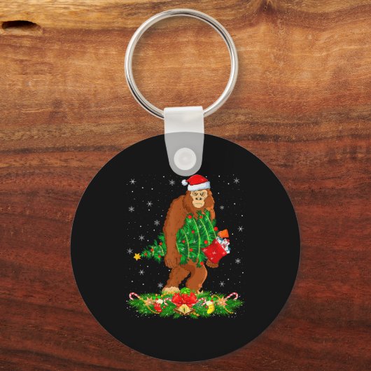 Bigfoot Christmas Tree Lights Santa Hat Funny Sasq Schlüsselanhänger (Vorderseite)