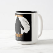 Bigfoot Country Behalt Squatchin Tasse 2 (VorderseiteRechts)
