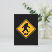 Bigfoot Crossing Sign Postkarte (Stehend Vorderseite)