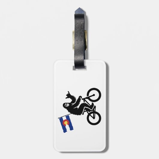 Bigfoot Cycling Colorado Flag Gepäckanhänger (Rückseite vertikal)