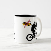 Bigfoot Cycling Maryland Flag Zweifarbige Tasse (VorderseiteRechts)