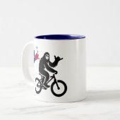 Bigfoot Cycling Texas Flag Zweifarbige Tasse (Vorderseite Links)