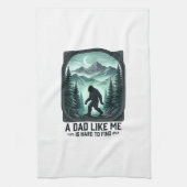 Bigfoot Dad Vintage Engraving Funny Father Shirt D Geschirrtuch (Vertikal)