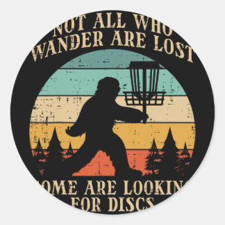 Bigfoot Disc Golf Not All Who Wander Lost Men Wome Runder Aufkleber