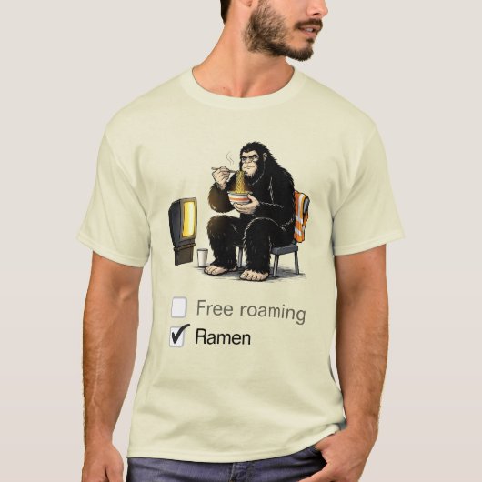 Bigfoot eats ramen T-Shirt (Vorderseite)