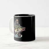 Bigfoot Fischen Bass Fisch Sasquatch Yeti Zweifarbige Tasse (Vorderseite Links)