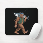 Bigfoot Fisherman Shirt - Funny Sasquatch with Sha Mousepad (Mit Mouse)