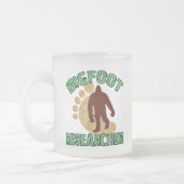 Bigfoot-Forscher Mattglastasse (Links)
