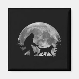 Bigfoot führt einen Hund Labrador Retriever Dad Mo Magnet