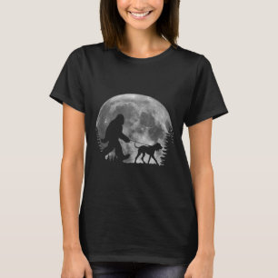 Bigfoot führt einen Hund lustige Coonhound Liebhab T-Shirt