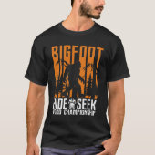 BIGFOOT Funny Verstecke suchen T-Shirt (Vorderseite)