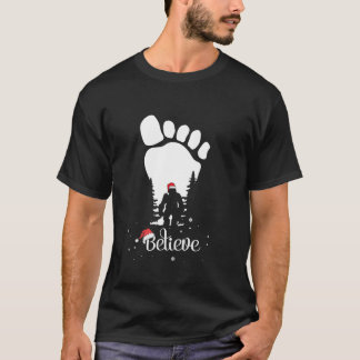 Bigfoot Fußprint Yeti Glaube Weihnachtsmannmütze C T-Shirt