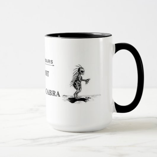"Bigfoot gegen ELChupacabra" Tasse (Rechts)