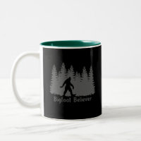 Bigfoot Gläubige Baumlinie