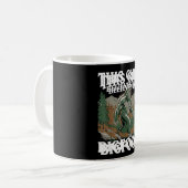Bigfoot-Gläubiger Mädchen Sasquatch-Wald-Kryptid f Kaffeetasse (Vorderseite Links)