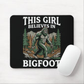 Bigfoot-Gläubiger Mädchen Sasquatch-Wald-Kryptid f Mousepad (Mit Mouse)