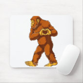 Bigfoot Heart Hands Funny Sasquatch Lover Valentin Mousepad (Mit Mouse)