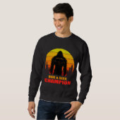 Bigfoot Hide und suchen Champion Funny Gift Sweatshirt (Vorne ganz)
