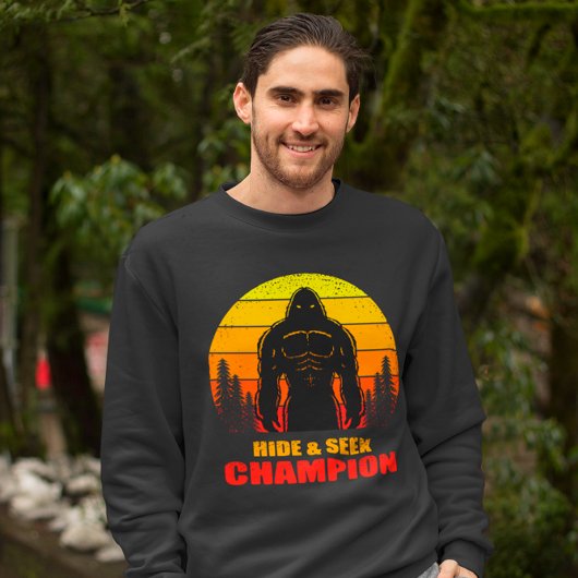 Bigfoot Hide und suchen Champion Funny Gift Sweatshirt