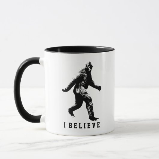 Bigfoot Ich glaube, anpassbarer Text Tasse (Links)