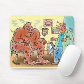 Bigfoot im Fußarzt wartete Raum-Cartoon Mousepa Mousepad (Mit Mouse)