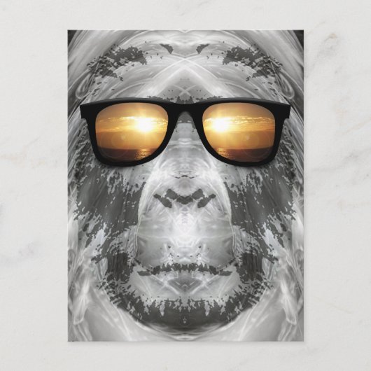 Bigfoot in Shades Postkarte (Vorderseite)