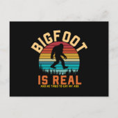 Bigfoot ist real | Bigfoot Retro Design Postkarte (Vorderseite)