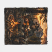 Bigfoot Lagerfeuer-Gitarrespieler Fleecedecke (Vorderseite (Horizontal))