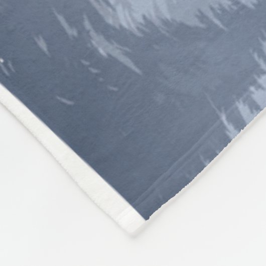 Bigfoot Lake Canoe Wilderness Pine Forest Fleecedecke (Ecke)