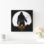 Bigfoot-Land-Uhr Quadratische Wanduhr (Zuhause)