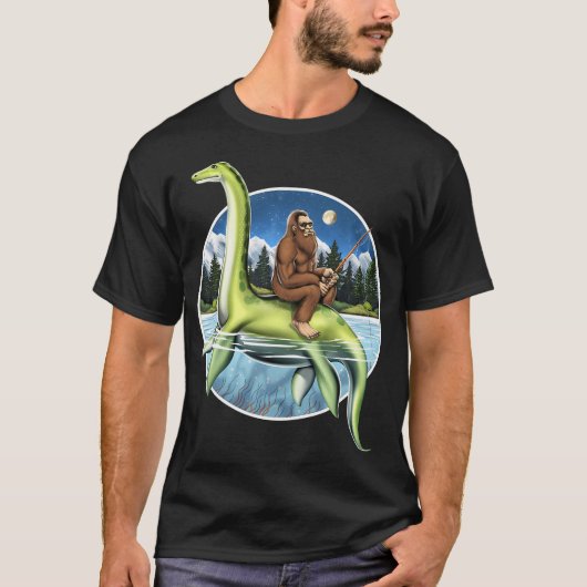Bigfoot Loch Ness Fischen T-Shirt (Vorderseite)
