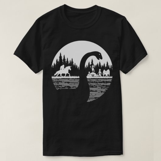 Bigfoot Loch Ness Monster Funny Sasquatch Riding U T-Shirt (Design vorne)