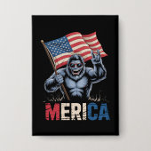 Bigfoot Merica Rock American Flag Patriotic Button (Vorderseite)